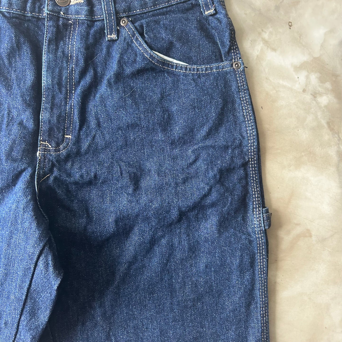 Bram's Vintage — sustainable streetwear from Bram's Vintage