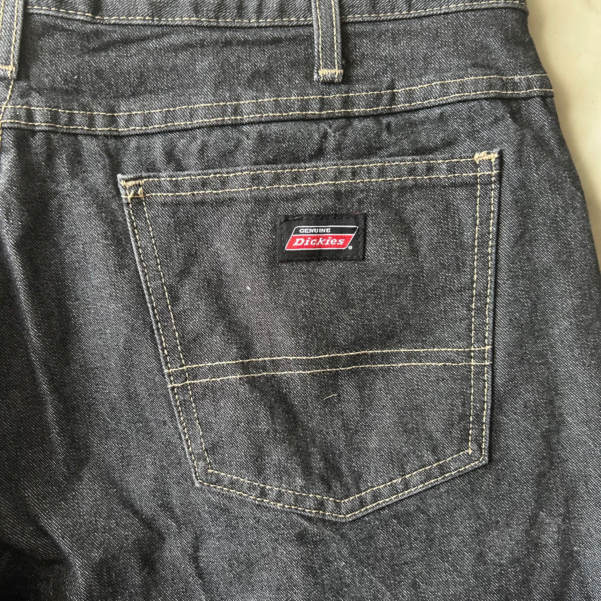 Bram's Vintage — sustainable streetwear from Bram's Vintage