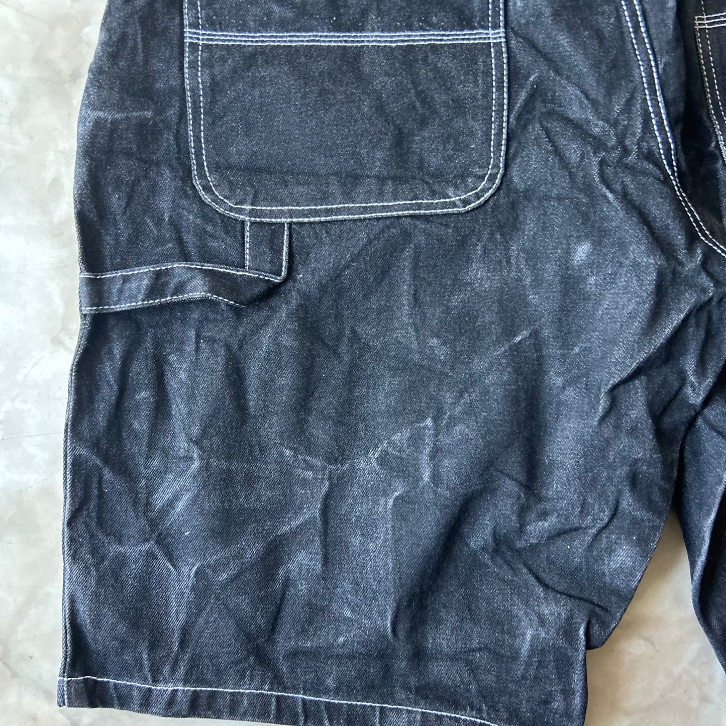 Bram's Vintage — sustainable streetwear from Bram's Vintage