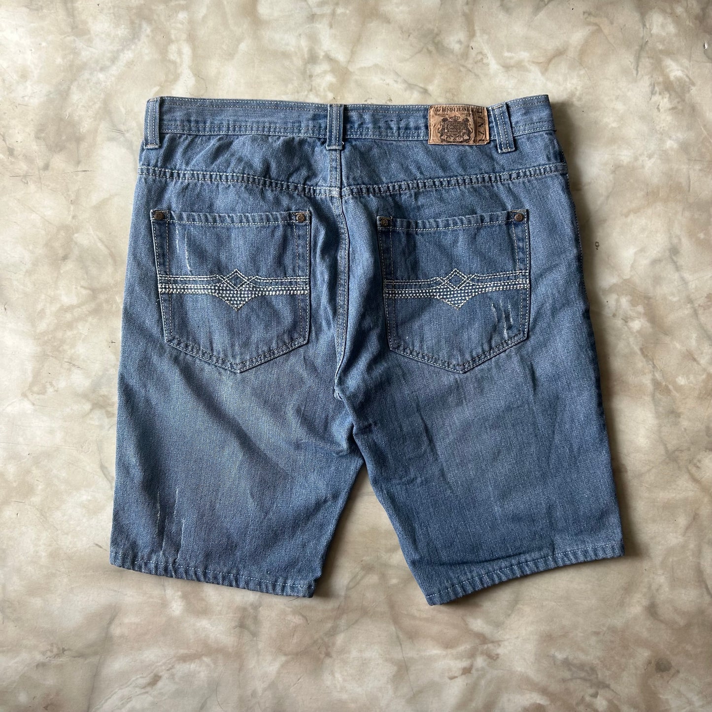 Bram's Vintage — sustainable streetwear from Bram's Vintage