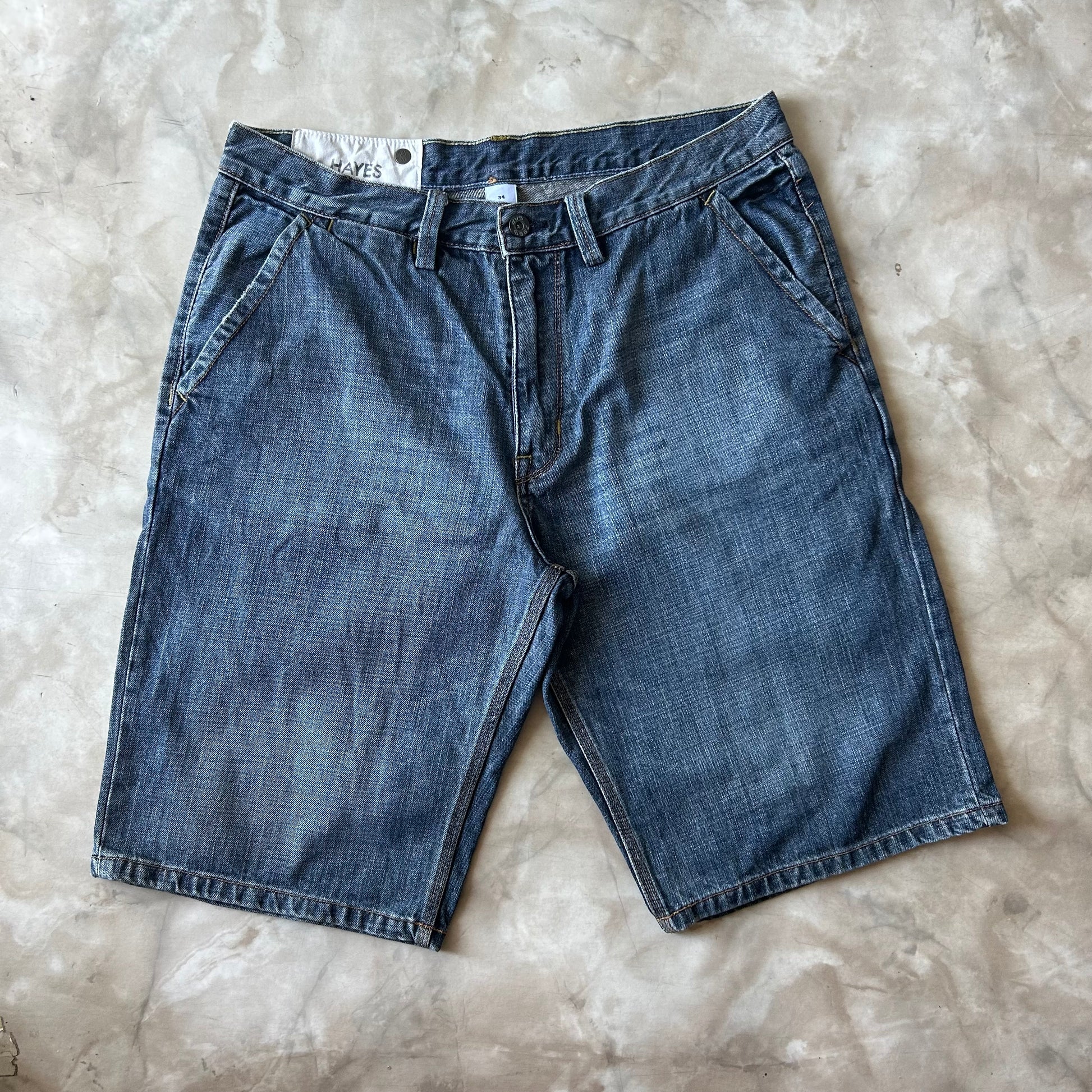 Bram's Vintage — sustainable streetwear from Bram's Vintage