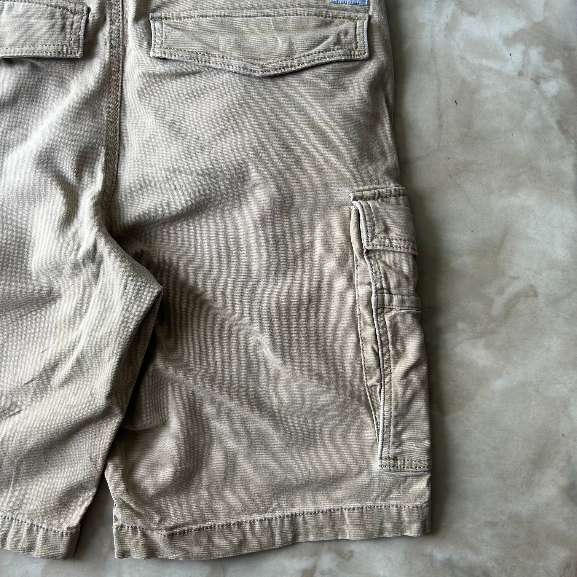 Bram's Vintage — sustainable streetwear from Bram's Vintage