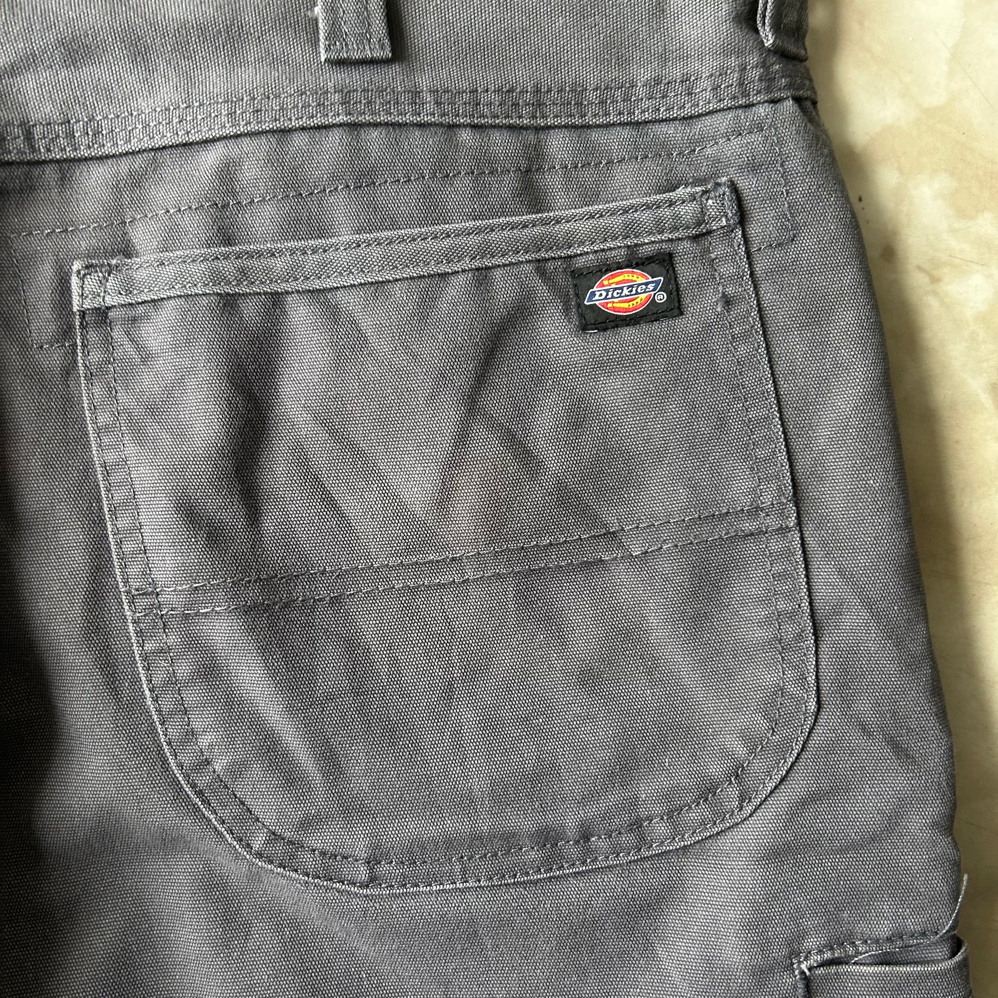 Bram's Vintage — sustainable streetwear from Bram's Vintage