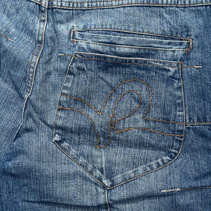 Roca Wear Medium Wash Jort
