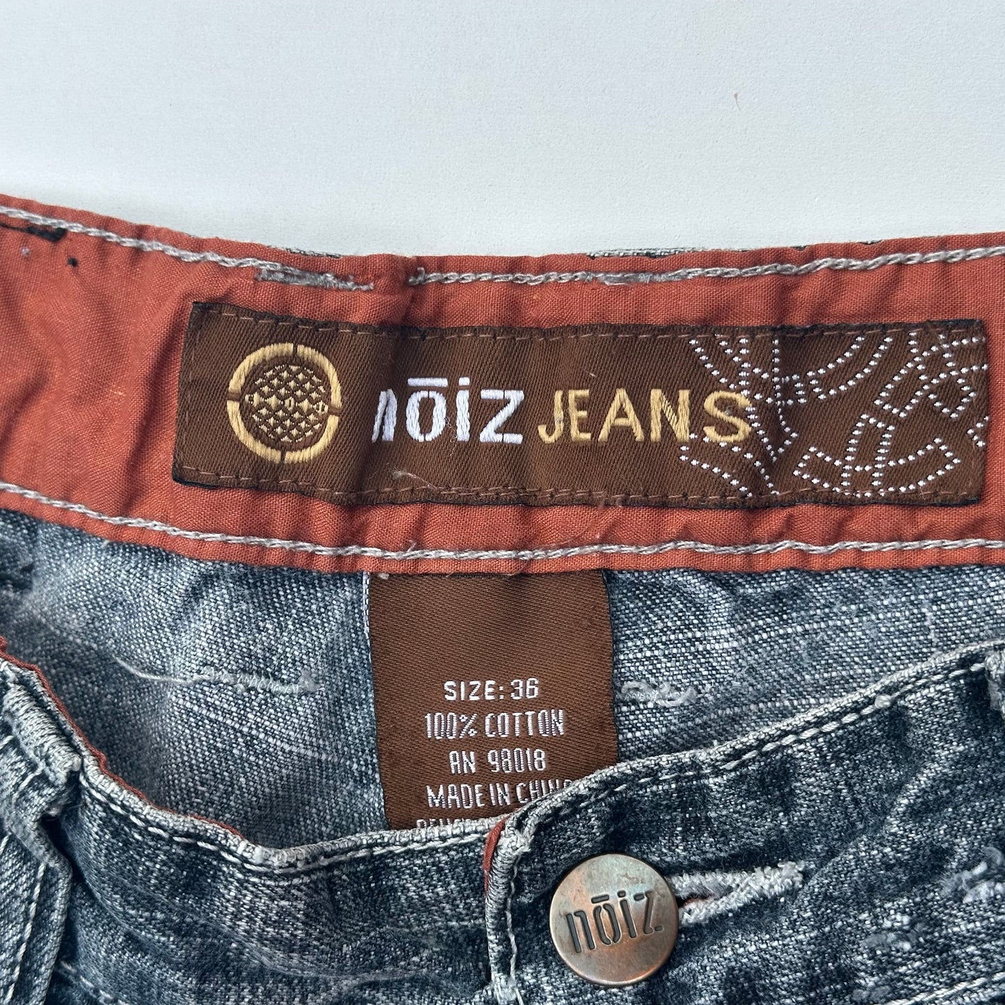 Noiz Jeans Rust Colored Lining