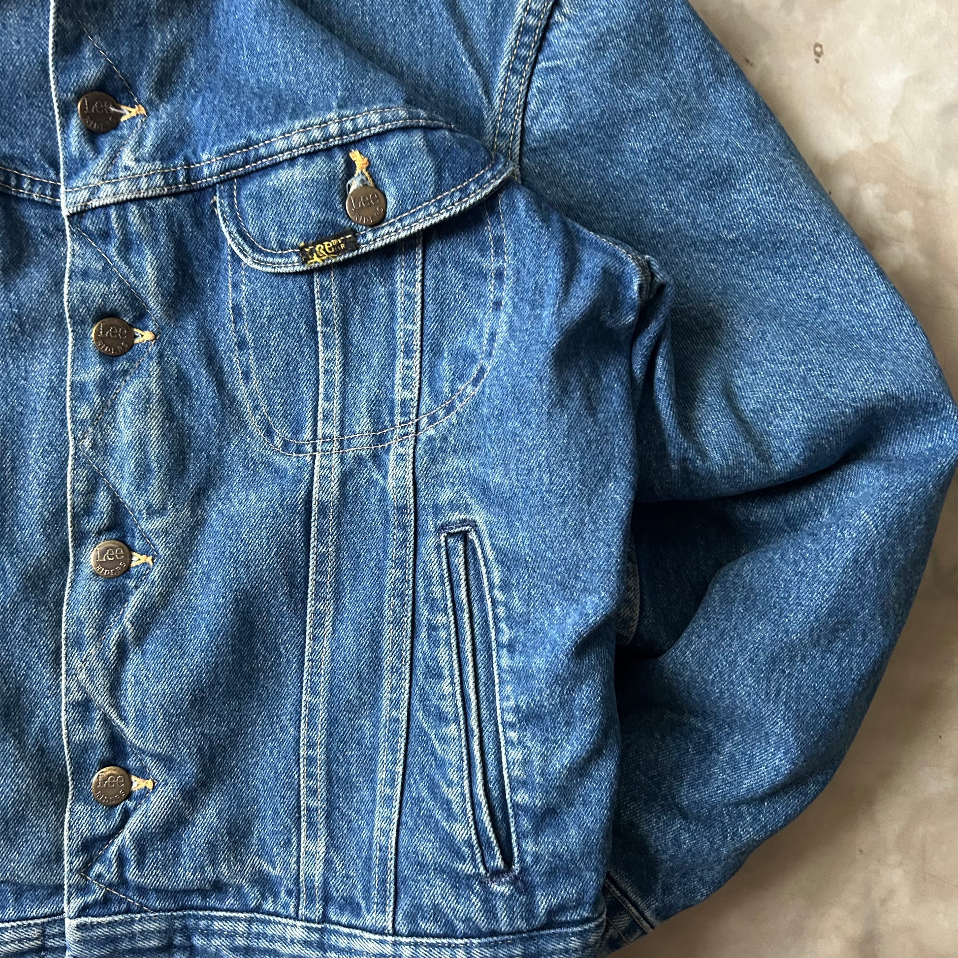 Bram's Vintage — sustainable streetwear from Bram's Vintage