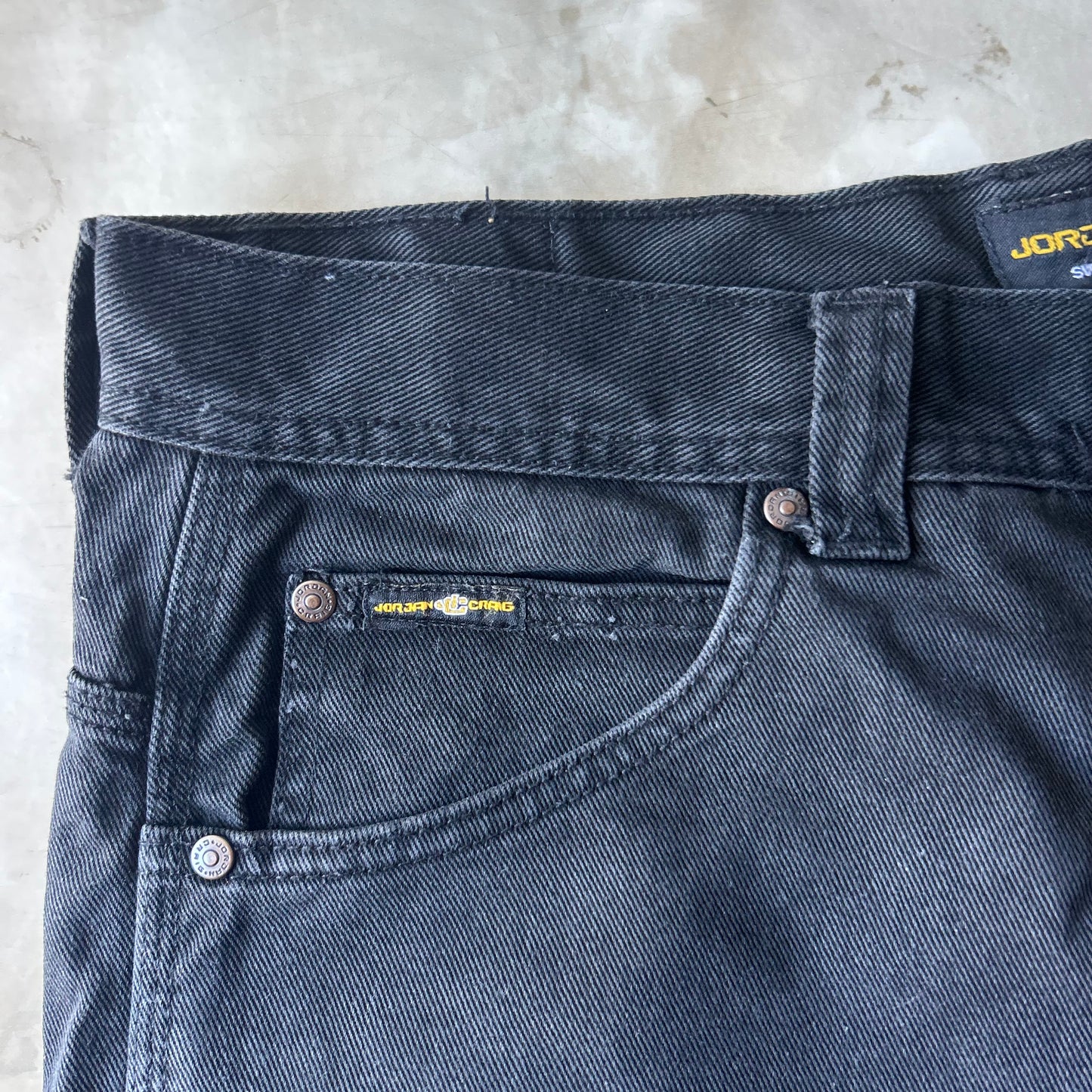 Bram's Vintage — sustainable streetwear from Bram's Vintage