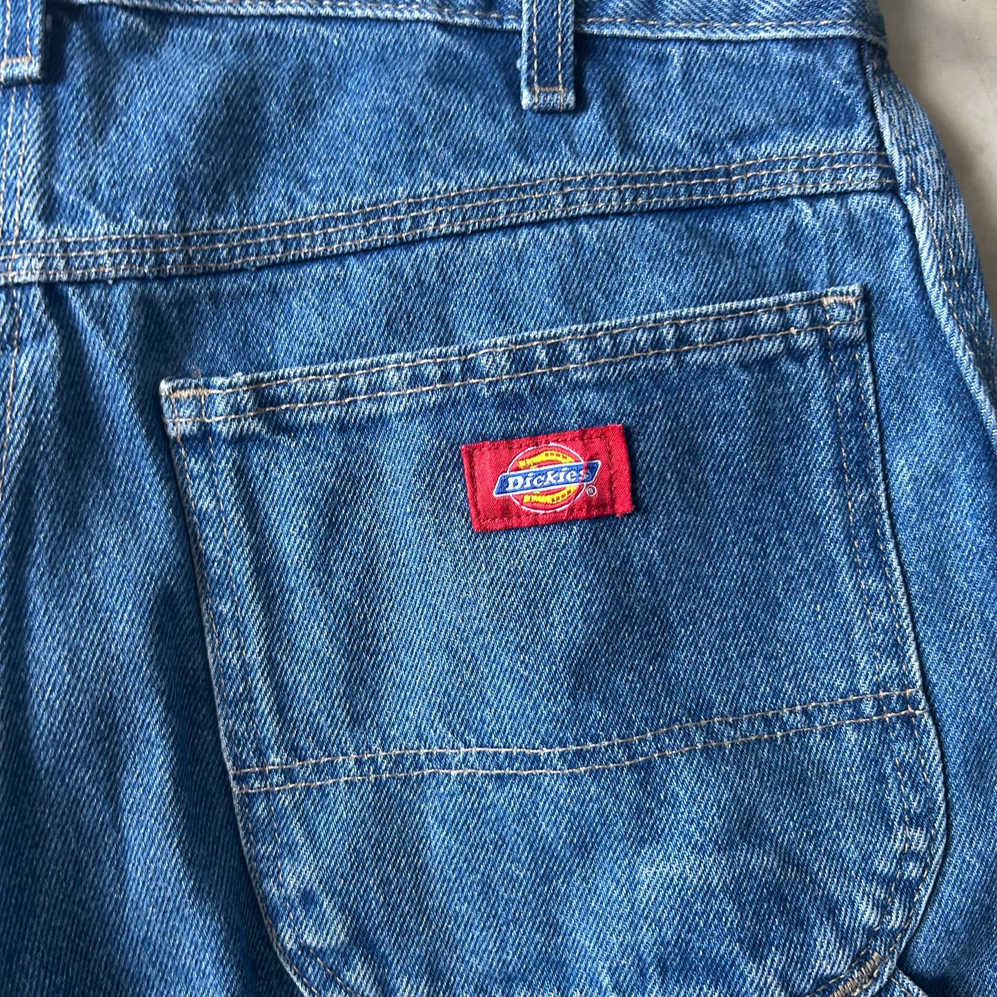 Bram's Vintage — sustainable streetwear from Bram's Vintage